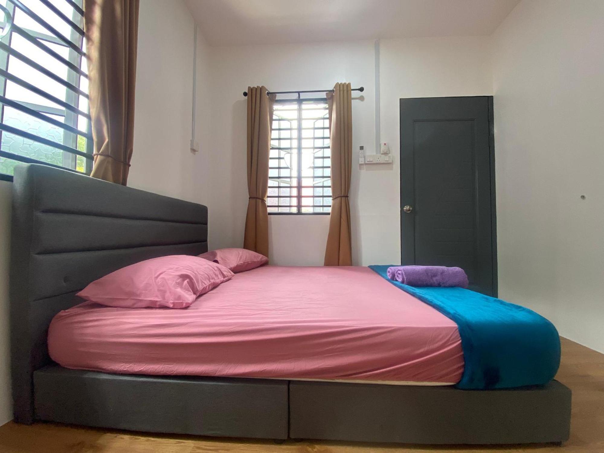 Roomstay Cikgu Mie Bayan Lepas Exterior photo