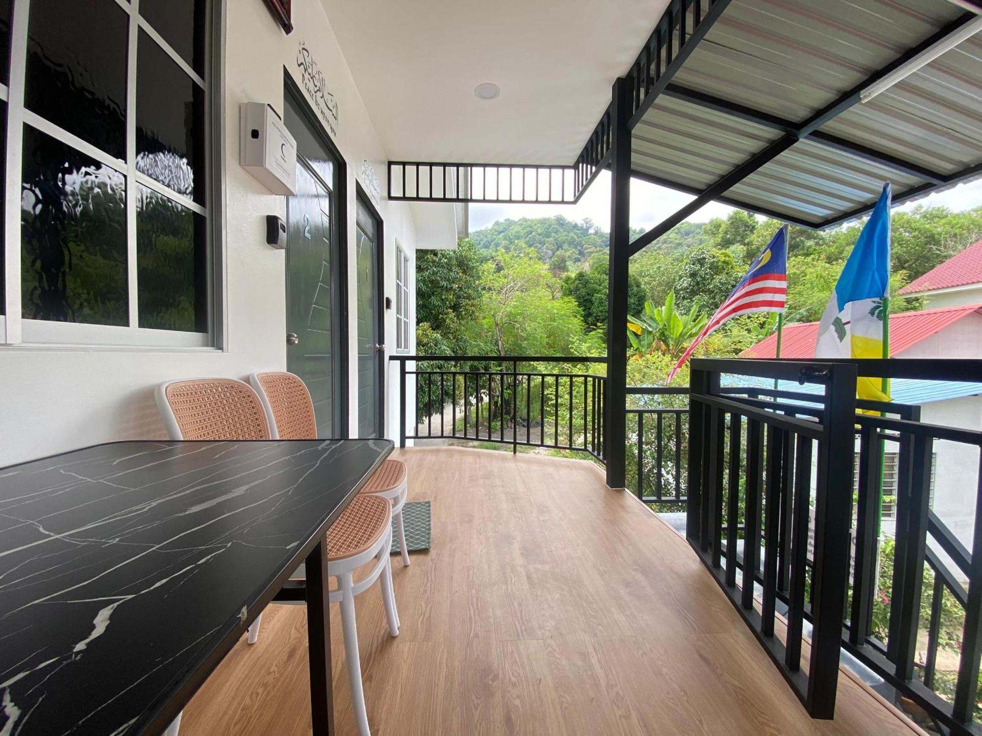 Roomstay Cikgu Mie Bayan Lepas Exterior photo